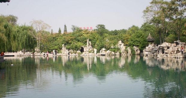 五龙潭公园
