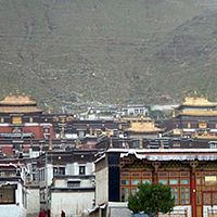 热拉雍仲林寺